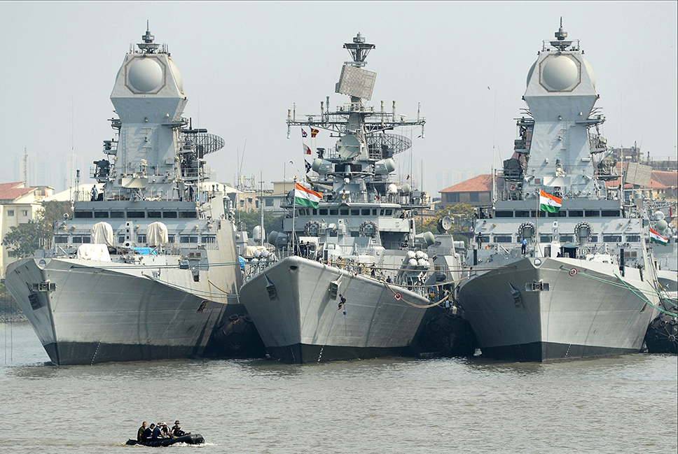 INS Kochi, INS Mumbai e INS Kolkata