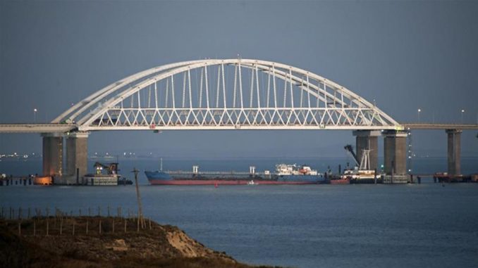 Rusia bloquea el acceso al Mar de Azov