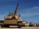 Carros de combate M1A2 Abrams estadounidenses, similares a los que se enviarán a Ucrania, salvo por la probable sustitución del blindaje basado en uranio por otro de tungsteno. Fuente - US Army.