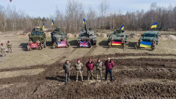 Vehículos y sistemas de armas enviados por Occidente a Ucrania, incluyendo 8x8 Stryker, MBT Challenger 2 y VCI Marder. Fuente - Ministerio de Defensa de Ucrania.