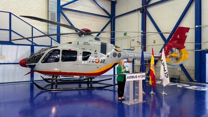 Primer Airbus H135 entregado al Ejército del Aire y del Espacio. Fuente - Ministerio de Defensa.