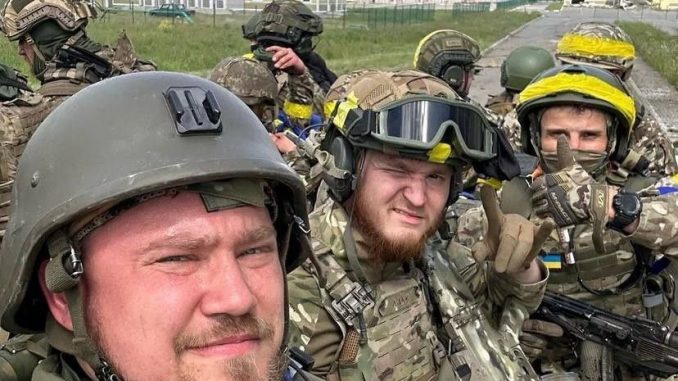 Integrantes del "Cuerpo de Voluntarios Rusos" tras ingresar en territorio de la región de Bélgorod. Fuente - Telegram.