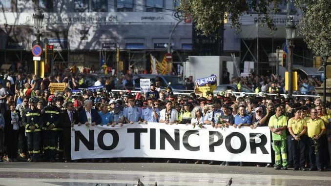 Manifestación en respulsa de los atentados del 17-A. Fuente - Ayuntamiento de Barcelona.