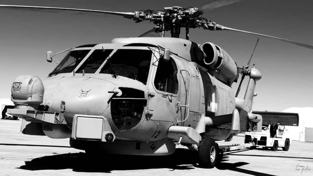 Ilustración 3: Helicóptero Sikorsky SH-60B Seahawk. Fuente: Low Studios.