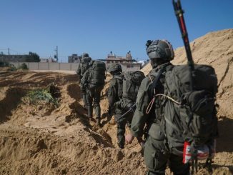 Israeli troops prepare to enter an urbanized area of ​​Gaza, where they face urban guerrilla warfare organized by Hamas.